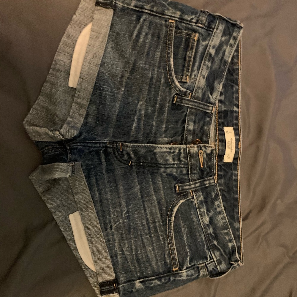 A&F booty shorts